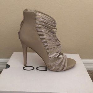 Brand new pair of Aldo heels, never worn!